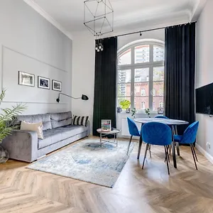Dom & House - Waterlane Vintage Apartment